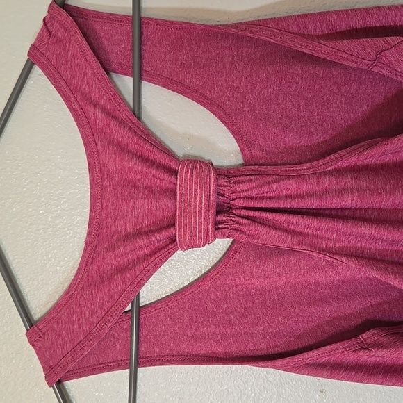 Eddie Bauer Heathered Maroon Racerback Tank Size Medium - Picture 3 of 7